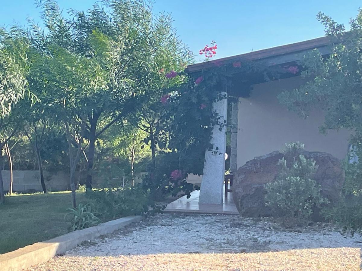 Vila Domo Sara Orosei Exteriér fotografie